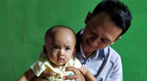 Pareja en Indonesia bautiza al hijo con el nombre  ‘Google’ 