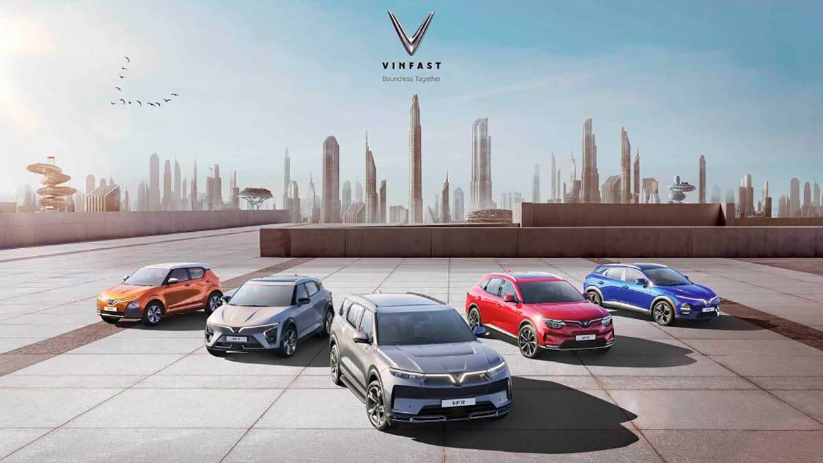 VinFast lanzó oficialmente el VF 8 y el VF 9 en Europa, en la Conferencia y Exposición Internacional de Vehículos Eléctricos (EVS35) 1